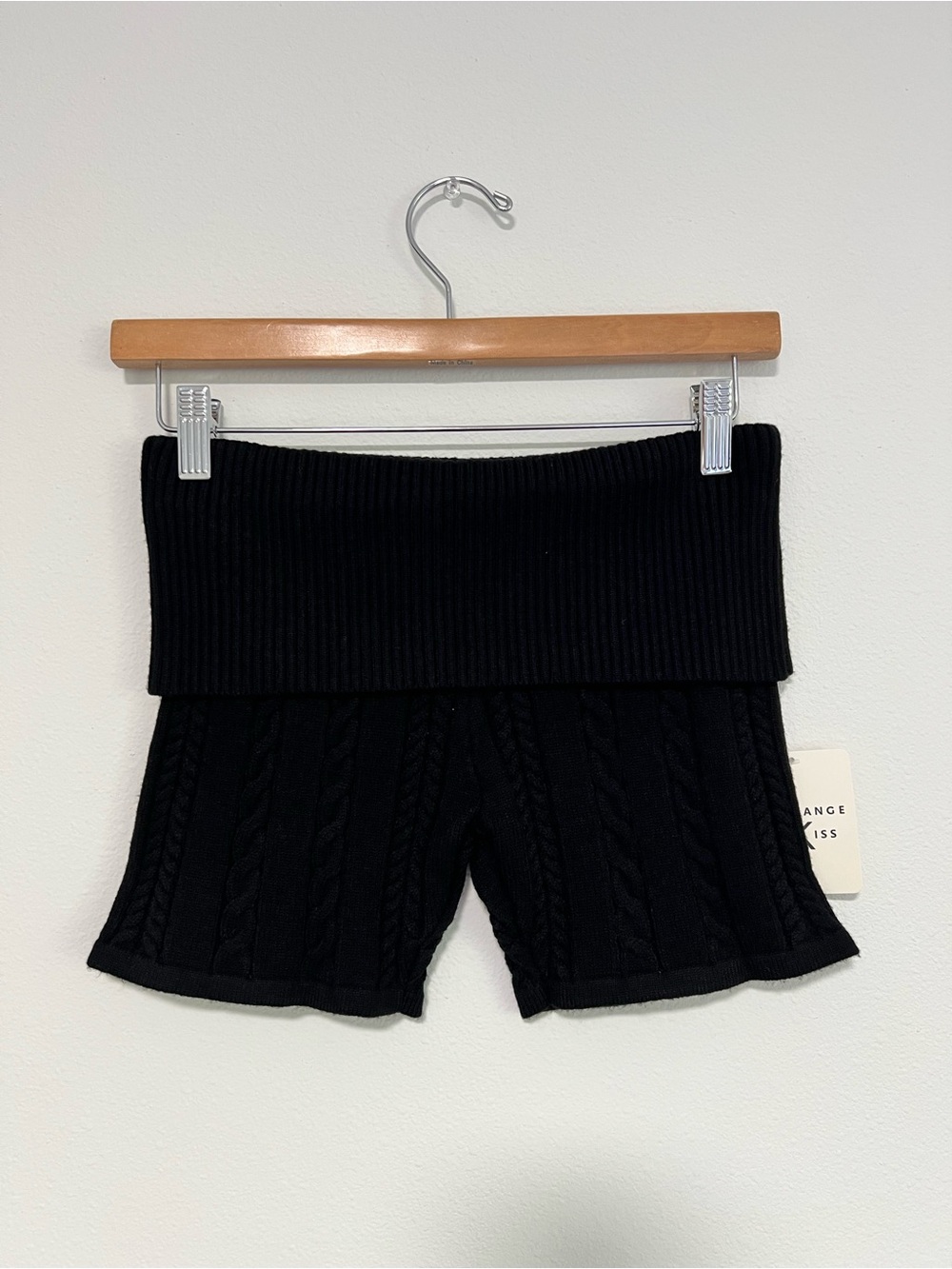 Orange Kiss Black Cable Knit Pull-On Shorts